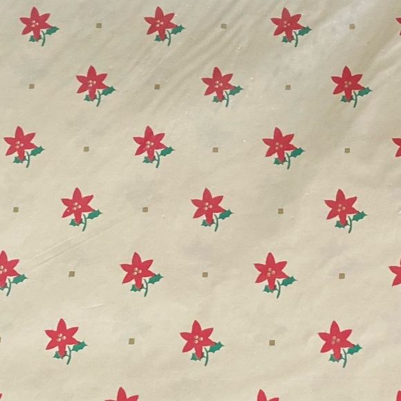 Vintage Christmas Gift Wrap Bundle of Ten from HALLMARK - Picture 12 of 15